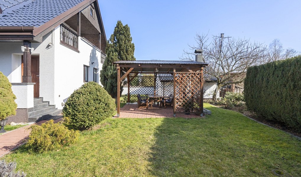 Prodej domu 207 m² s pozemkem 758 m², Praha – náhled fotky 25