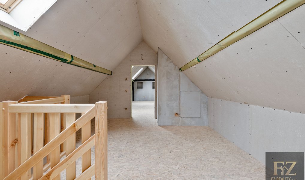 Prodej domu 220 m² s pozemkem 1 555 m², Řepeč – náhled fotky 18