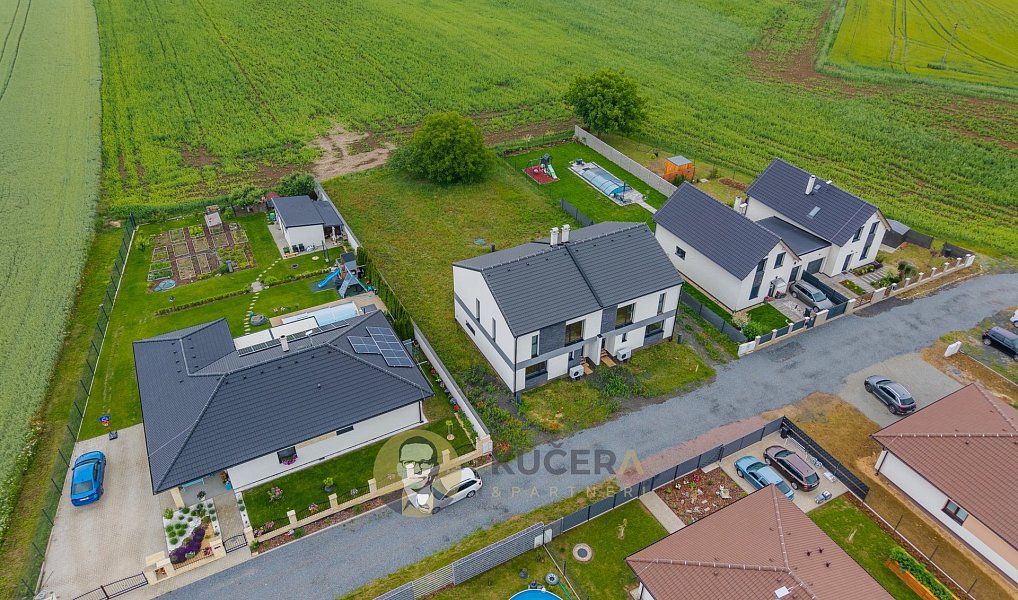 Prodej domu 145 m² s pozemkem 600 m², Nemyslovice – náhled fotky 37
