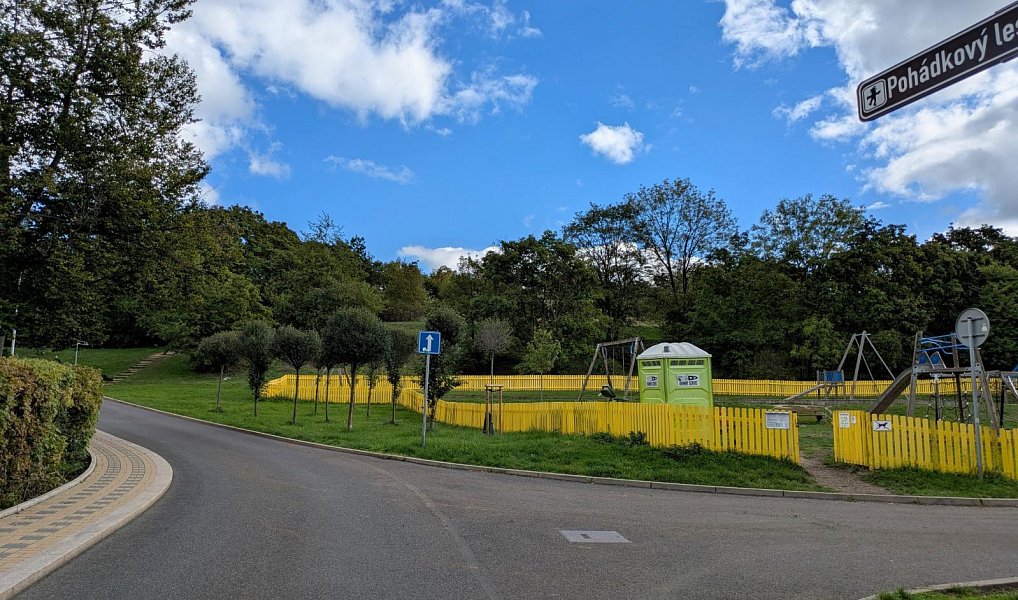 Pronájem bytu 2+1 49 m², Teplice – náhled fotky 33