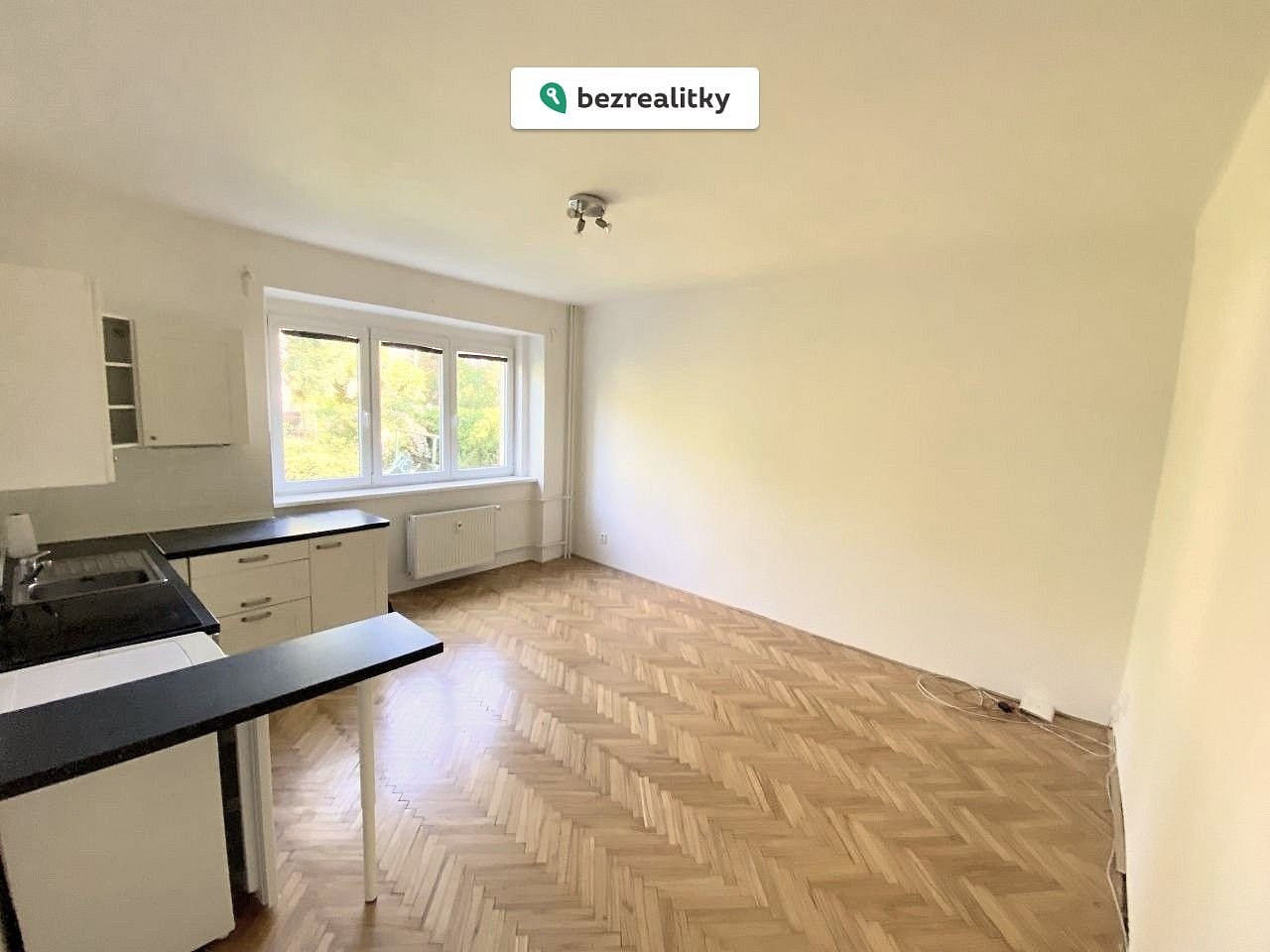 Prodej bytu 2+kk 41 m² – fotografie 2