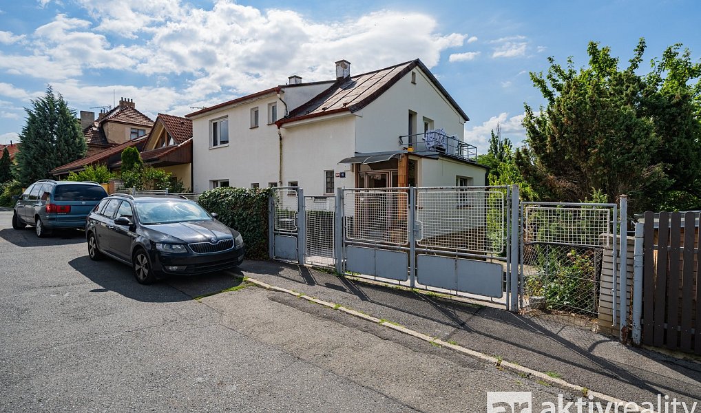 Prodej domu 260 m² s pozemkem 752 m², Praha – náhled fotky 54