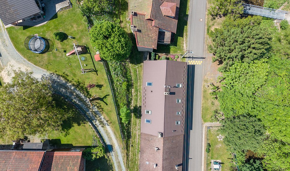 Prodej domu 230 m² s pozemkem 941 m², Kvasiny – náhled fotky 36