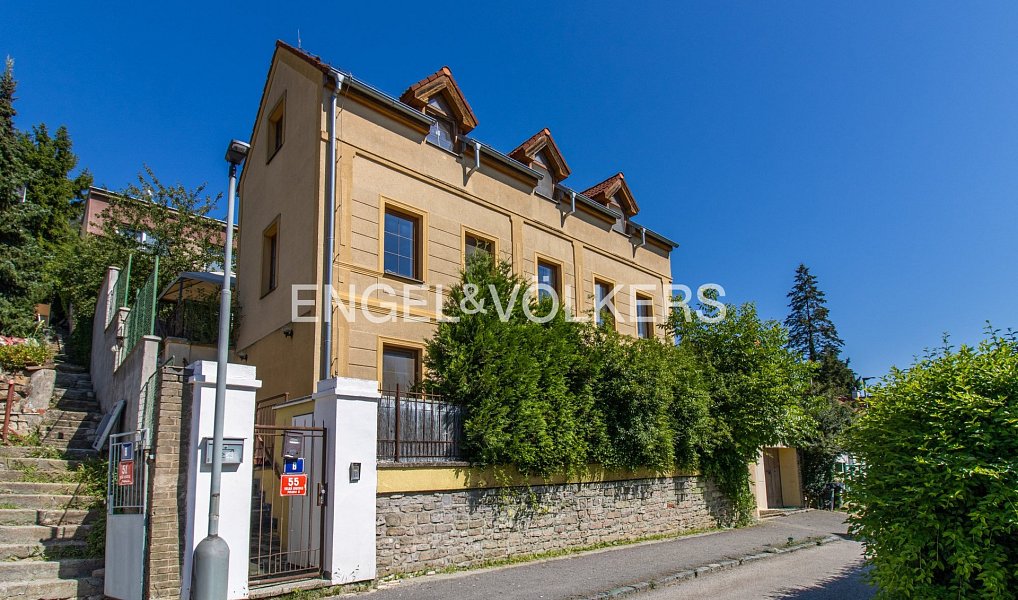 Prodej rodinného domu, 278 m², Velká Chuchle - Praha 16, Praha