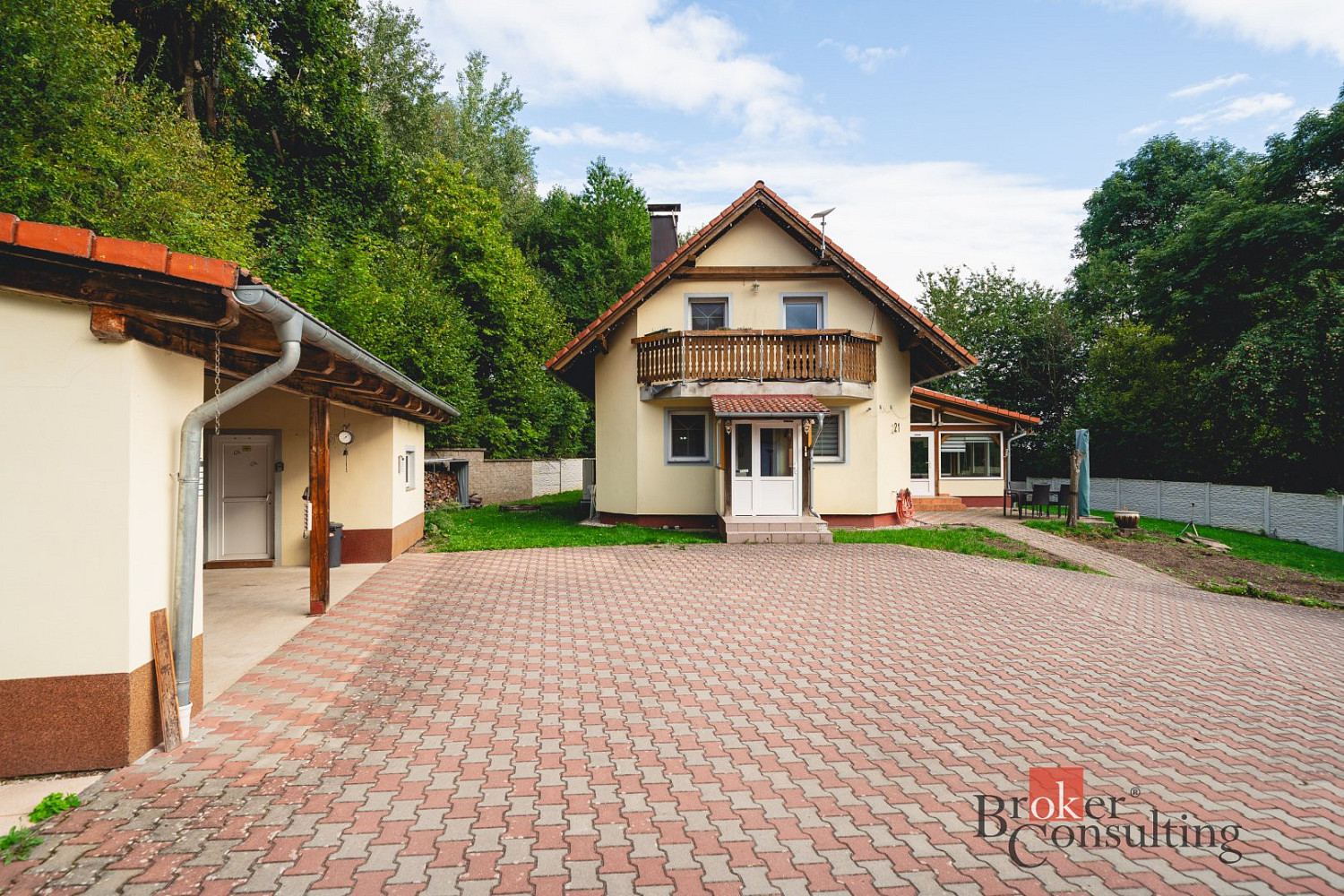 Prodej domu 145 m² s pozemkem 1 739 m² – fotografie 3