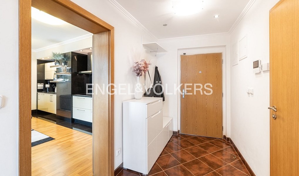 Pronájem bytu 2+kk 67 m², Praha – náhled fotky 8
