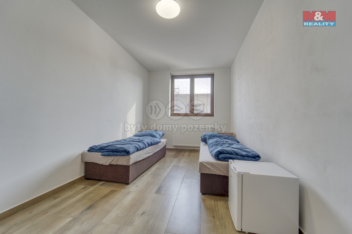Pronájem bytu 1+kk 10 m² – fotografie 3
