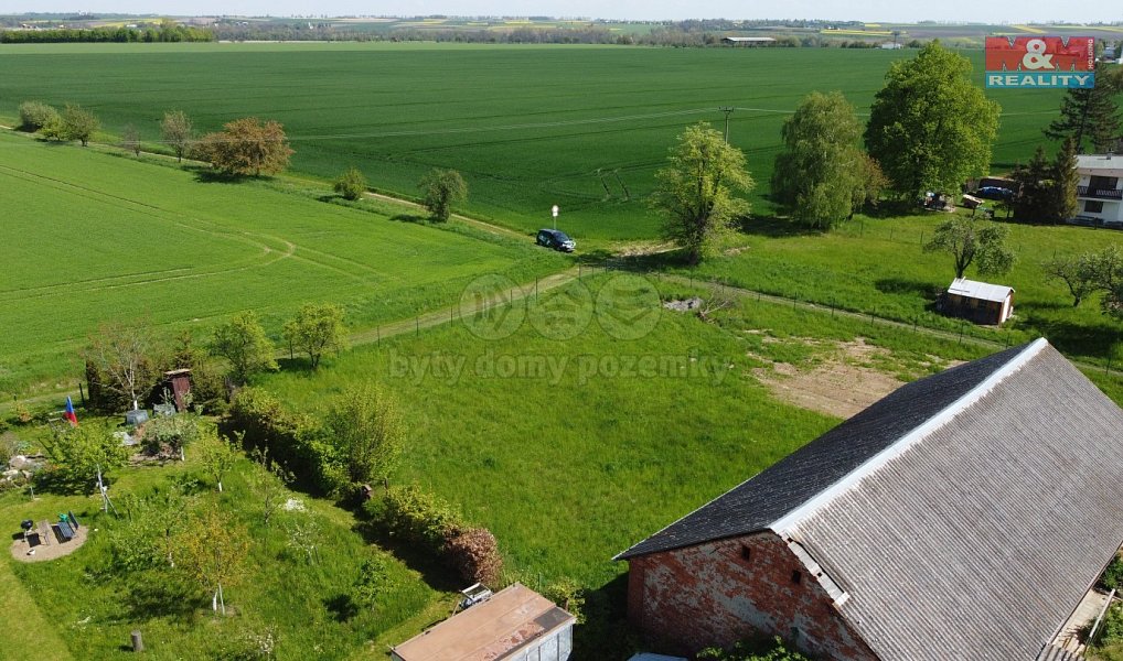 Prodej stavebního pozemku 1 100 m², Holasovice – náhled fotky 4