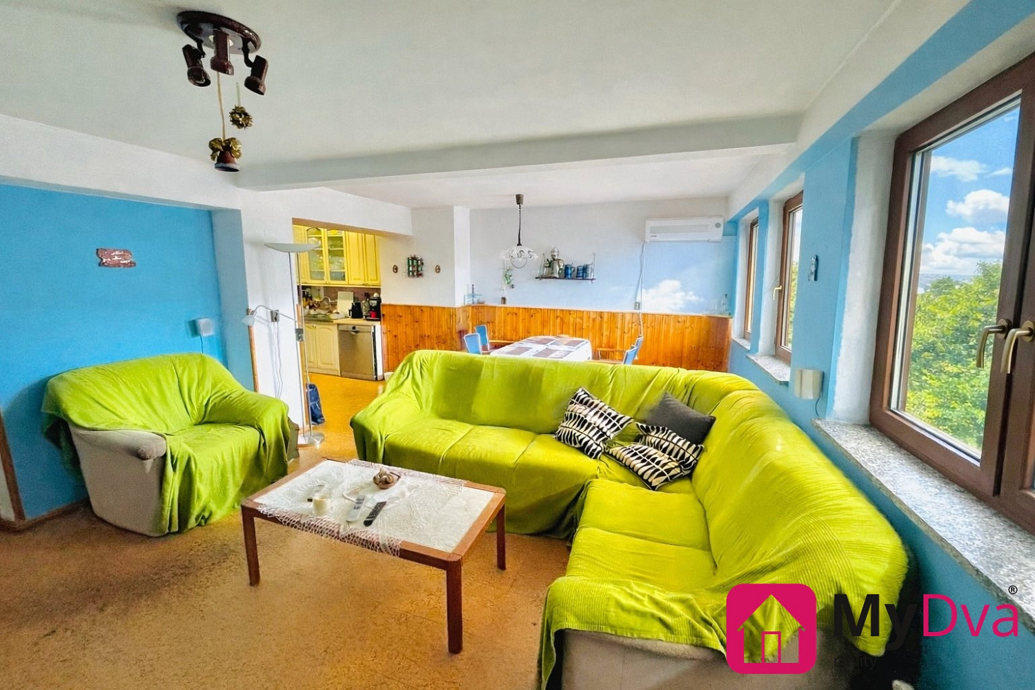 Prodej domu 150 m² s pozemkem 1 069 m² – fotografie 2