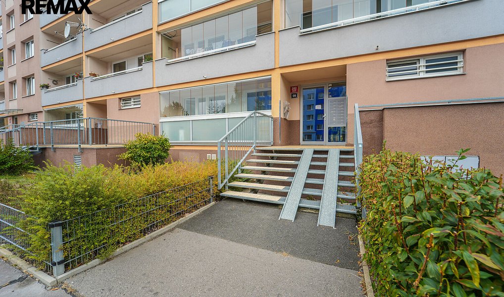 Prodej bytu 3+1 81 m², Praha – náhled fotky 3