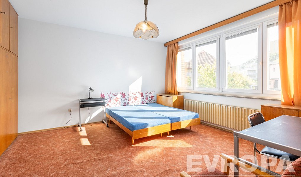 Pronájem domu 220 m² s pozemkem 409 m², Praha – náhled fotky 5
