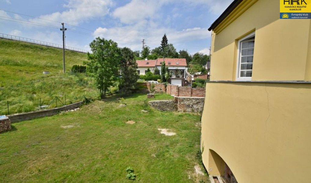 Prodej domu 300 m² s pozemkem 3 106 m², Mostkovice – náhled fotky 26