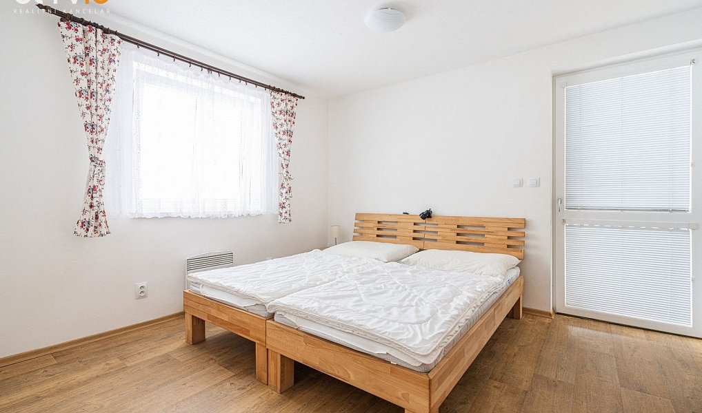 Prodej komerčního objektu (jiného typu) 110 m², Staré Město – náhled fotky 6