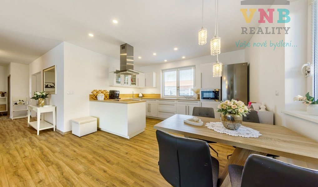 Prodej domu 145 m² s pozemkem 1 540 m², Hluchov – náhled fotky 14