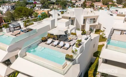 Prodej domu 665 m² s pozemkem 220 m², Nueva Andalucía, Španělsko