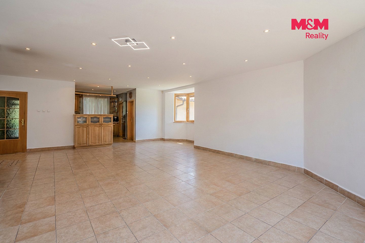 Prodej domu 248 m² s pozemkem 1 765 m² — photo 3