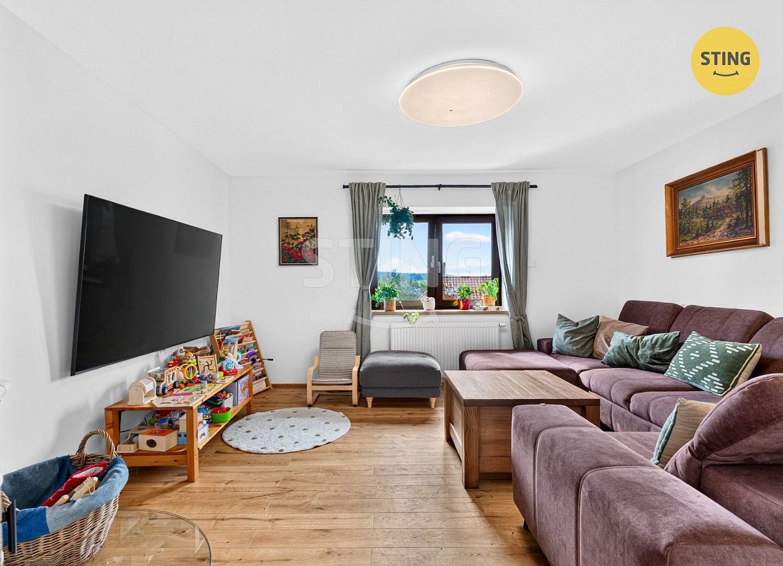Prodej domu 147 m² s pozemkem 829 m² – fotografie 2
