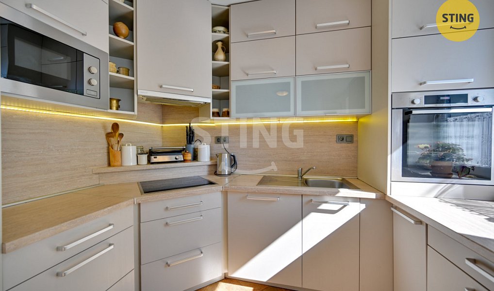 Prodej domu 250 m² s pozemkem 933 m², Velká Bíteš – náhled fotky 8