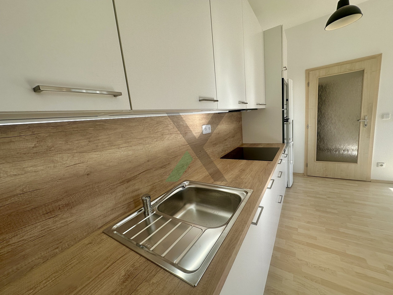 Pronájem bytu 2+kk 55 m² – fotografie 4