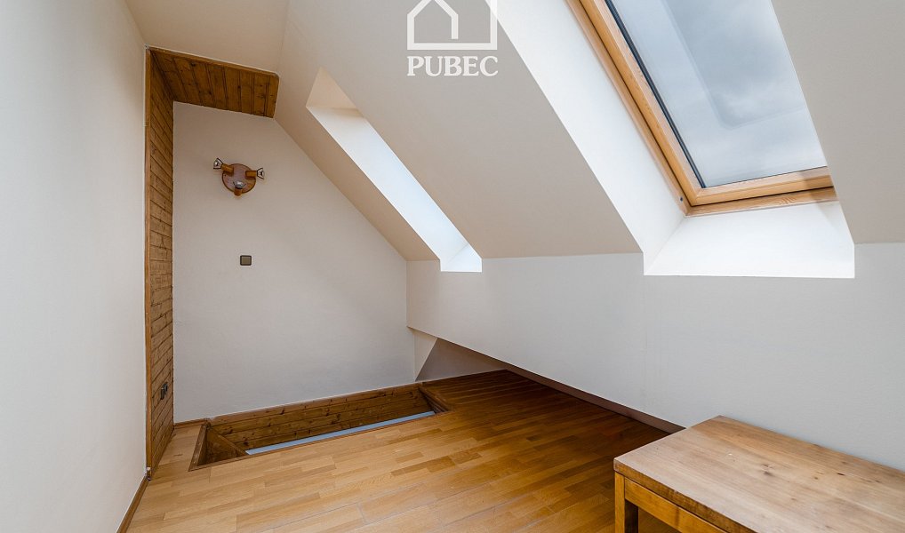 Prodej bytu 2+1 65 m², Železná Ruda – náhled fotky 8