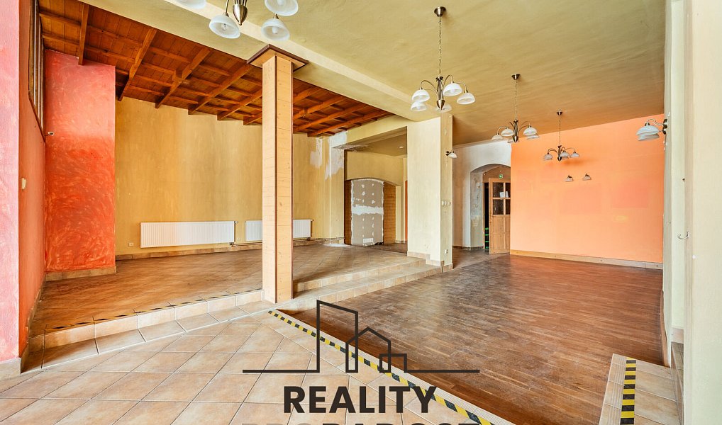 Prodej ubytovacího objektu 1 200 m², Znojmo – náhled fotky 21