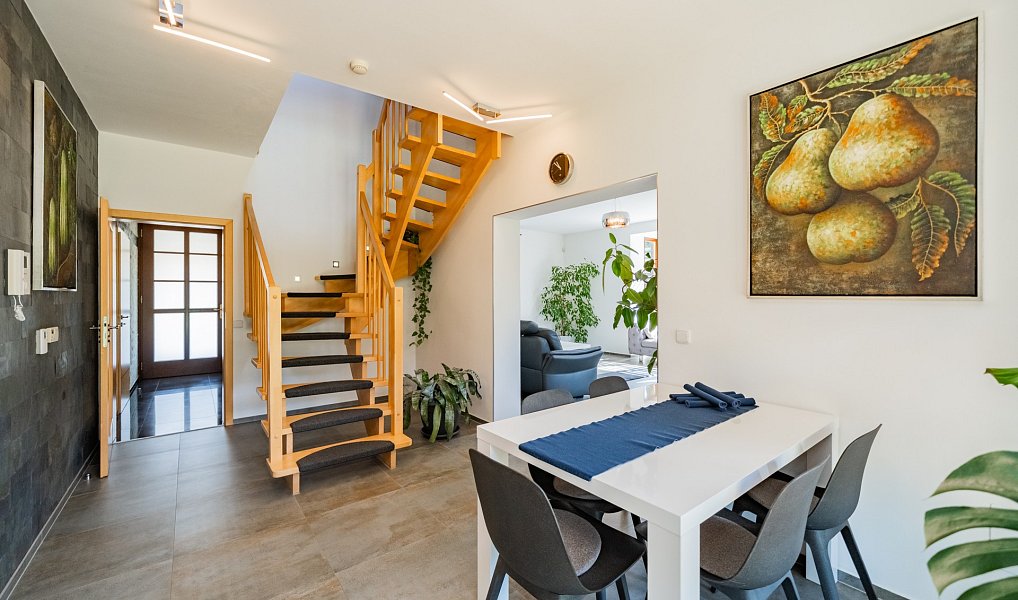 Prodej domu 175 m² s pozemkem 527 m², Dobřejovice – náhled fotky 20