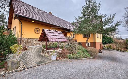 Prodej domu 314 m² s pozemkem 2 162 m², Křížkový Újezdec - Čenětice, okres Praha-východ