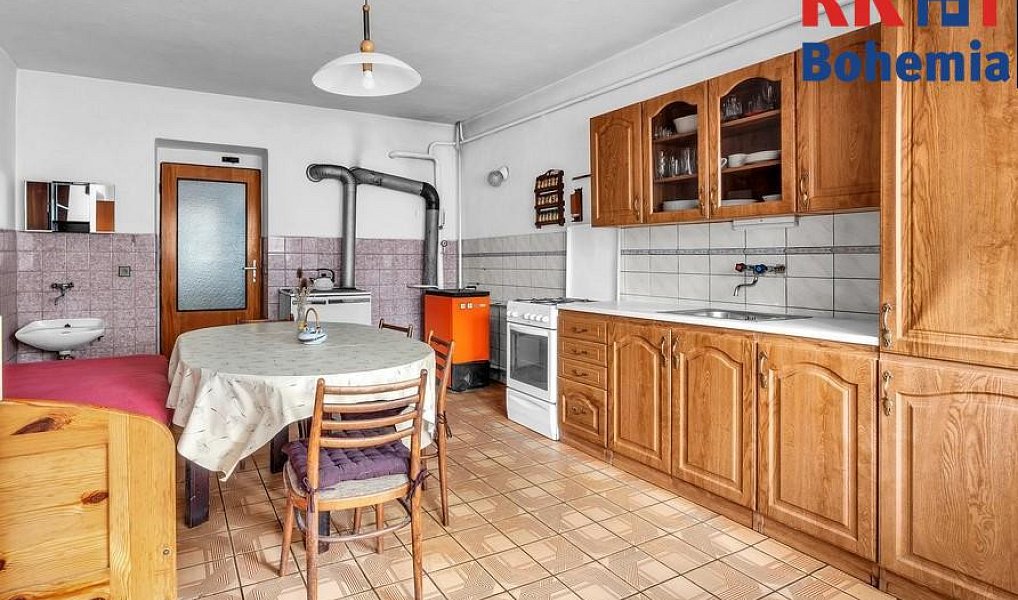 Prodej domu 220 m² s pozemkem 5 365 m², Dolní Bousov – náhled fotky 13