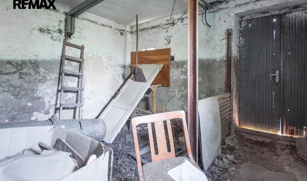 Pronájem skladovacích prostor 325 m², Bor – náhled fotky 15