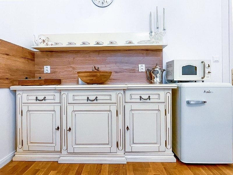 Pronájem bytu 1+kk 30 m² – fotografie 2