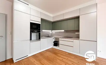 Pronájem bytu 3+kk 90 m²