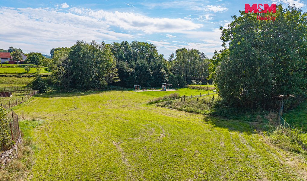 Prodej stavebního pozemku 1 256 m², Hrazany – náhled fotky 4