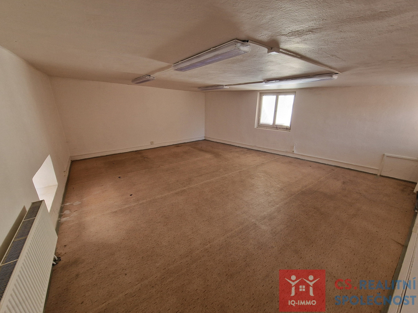 Pronájem obchodních prostor 120 m² – pohled 4