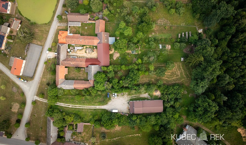 Prodej chaty/chalupy 173 m² s pozemkem 821 m², Staré Hobzí – náhled fotky 40
