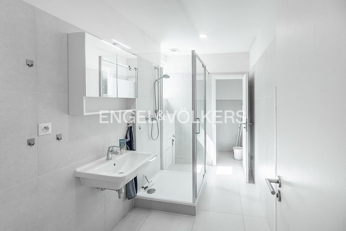 Pronájem bytu 2+kk 82 m² — photo 4