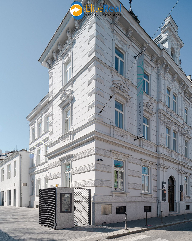 Pronájem kanceláře 155 m² – fotografie 4