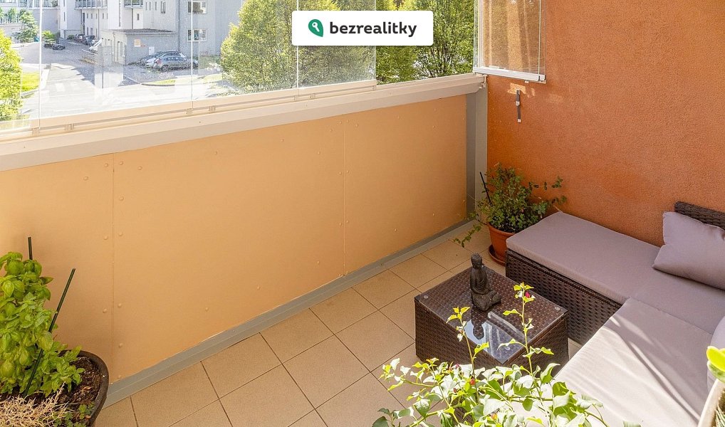 Prodej bytu 1+kk 39 m², Praha – náhled fotky 9