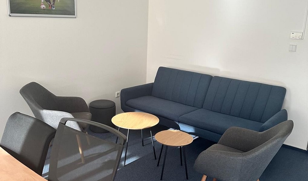 Pronájem kanceláře 178 m², Praha – náhled fotky 4