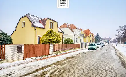 Prodej domu 117 m² s pozemkem 483 m², U svornosti, Praha 10 - Dolní Měcholupy