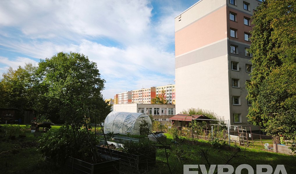 Prodej stavebního pozemku 1 243 m², Děčín – náhled fotky 3