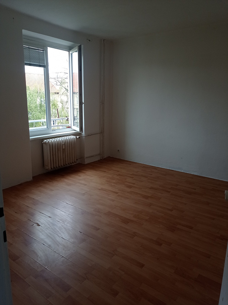 Pronájem bytu 1+1 36 m² – fotografie 3