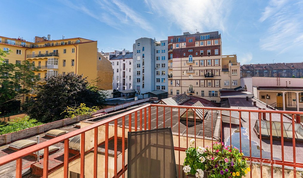 Prodej bytu 2+1 100 m², Praha – náhled fotky 21