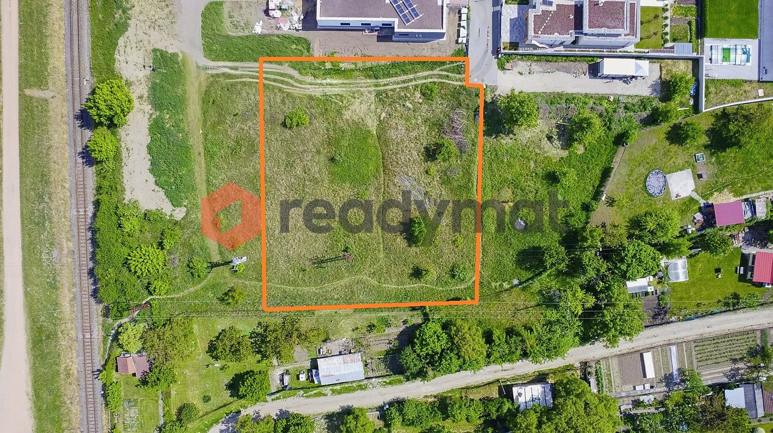 Prodej stavebního pozemku 2 015 m²