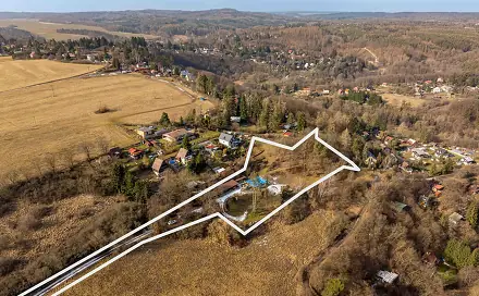 Prodej pozemku 5 776 m², Chyňava, okres Beroun
