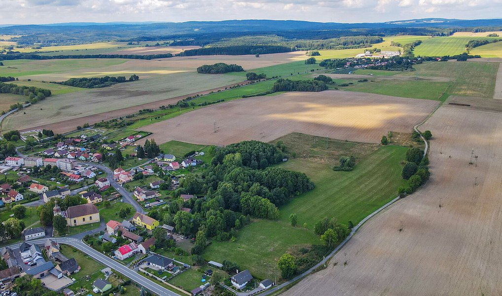 Prodej stavebního pozemku 1 002 m², Trstěnice – náhled fotky 14