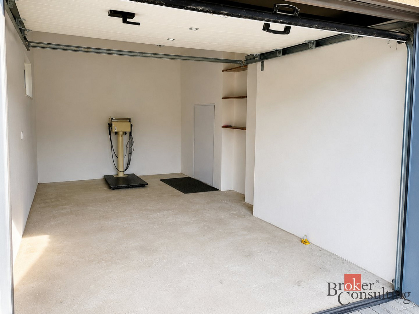 Podnájem ostatní, 25 m2, hradec královéhabrmanova — photo 3