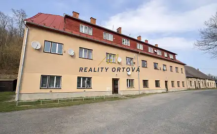 Prodej bytu 2+kk 50 m², V Lipkách, Jilemnice - Hrabačov, okres Semily