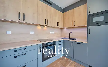 Pronájem bytu 1+kk 33 m²