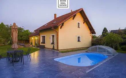 Prodej domu 206 m² s pozemkem 809 m², Dražická, Praha 9 - Újezd nad Lesy
