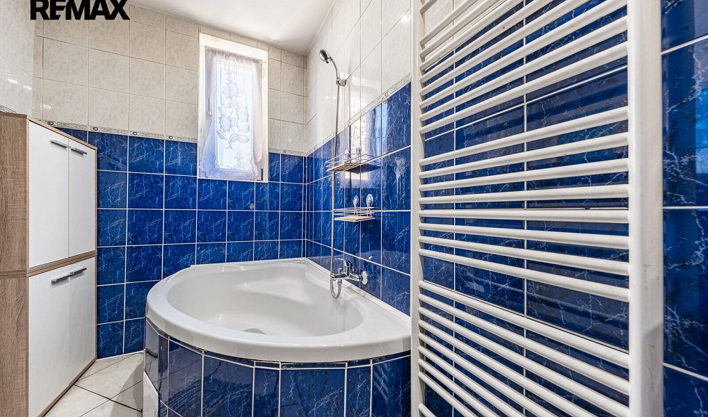 Prodej domu 260 m² s pozemkem 180 m², Krupka – náhled fotky 34
